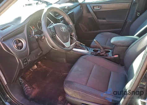 2018 Toyota Corolla L z USA, uszkodzony, nr VIN 2T1BURHE4JC091962